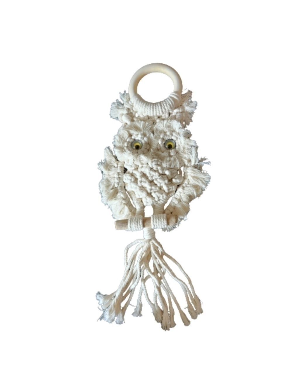 Rustic Hand-made macrame owl wall hanging color offwhite